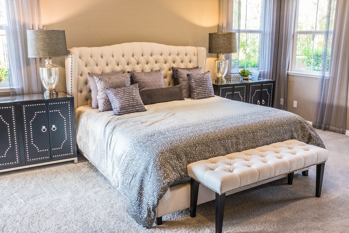 Upholstered King Bed “Ravello”